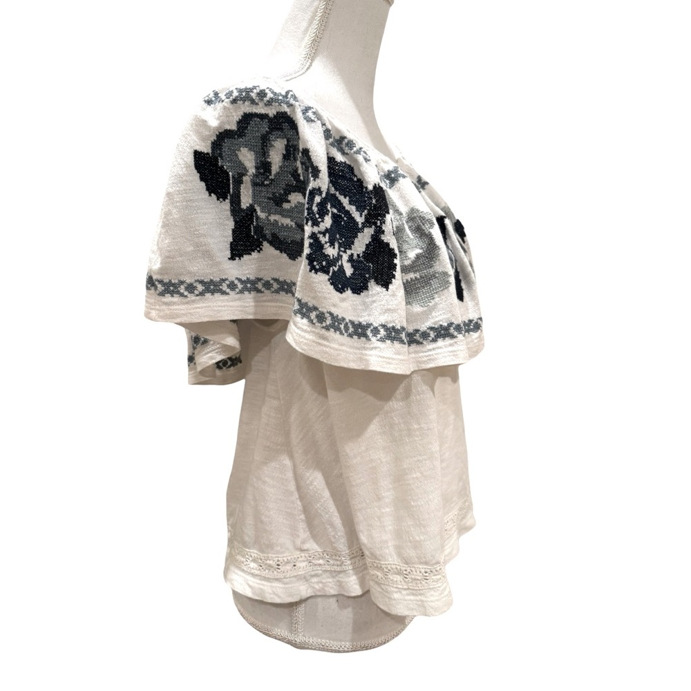 Free People White & Blue Embroidered Off The Shoulder Top. 100% Cotton. Small - Picture 4 of 7